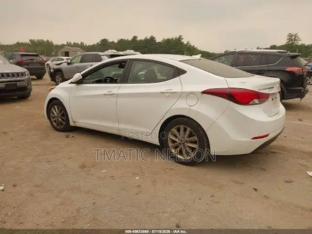 Hyundai Elantra 2016 White
