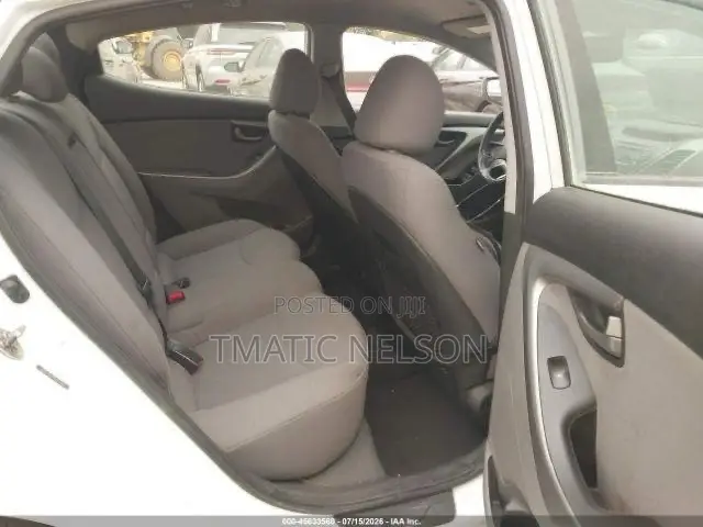 Hyundai Elantra 2016 White