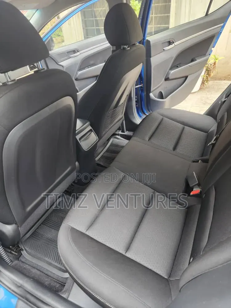 Hyundai Elantra for Rent