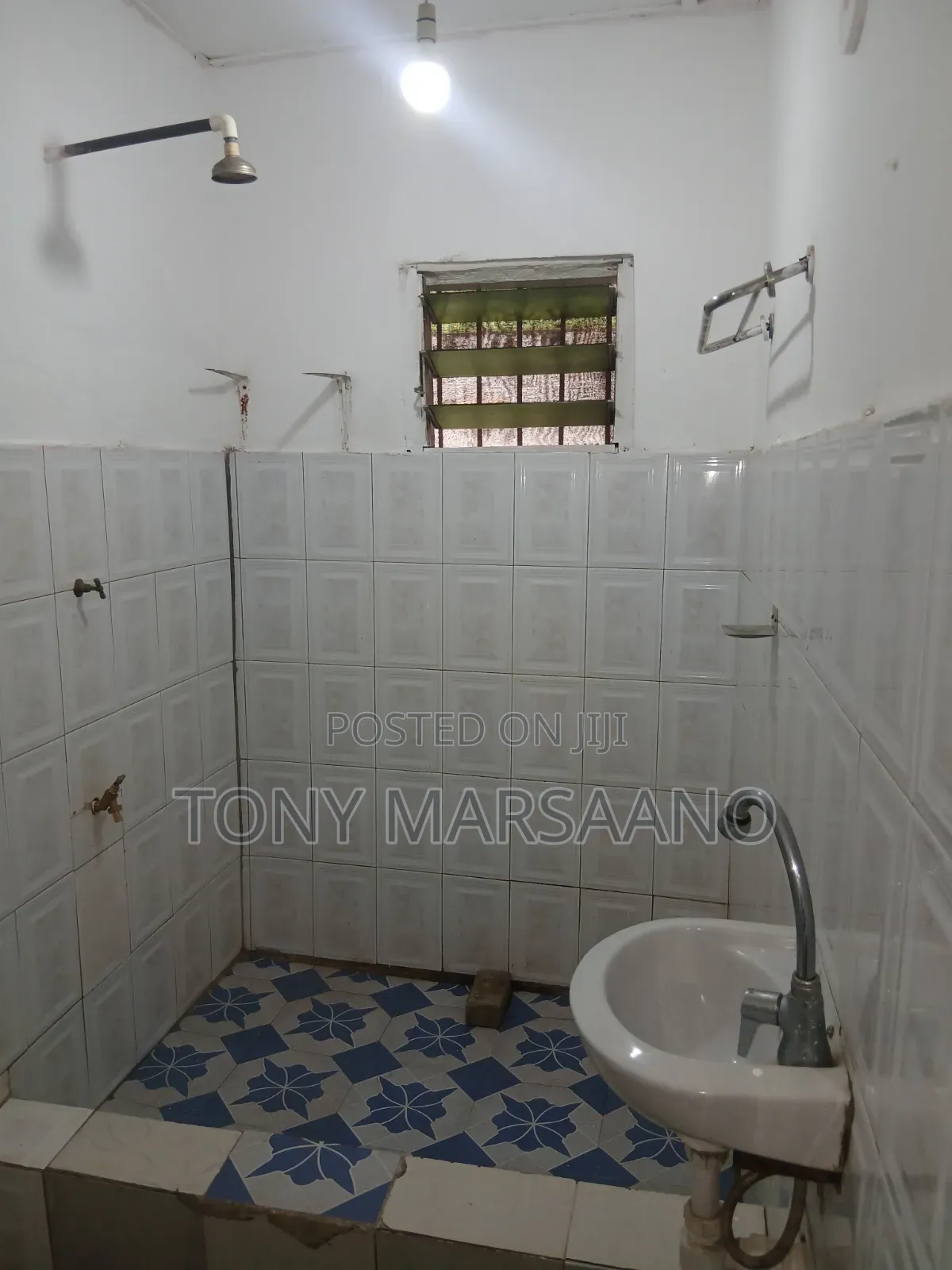 1bdrm Apartment in Westlegon, Medifem Area for rent
