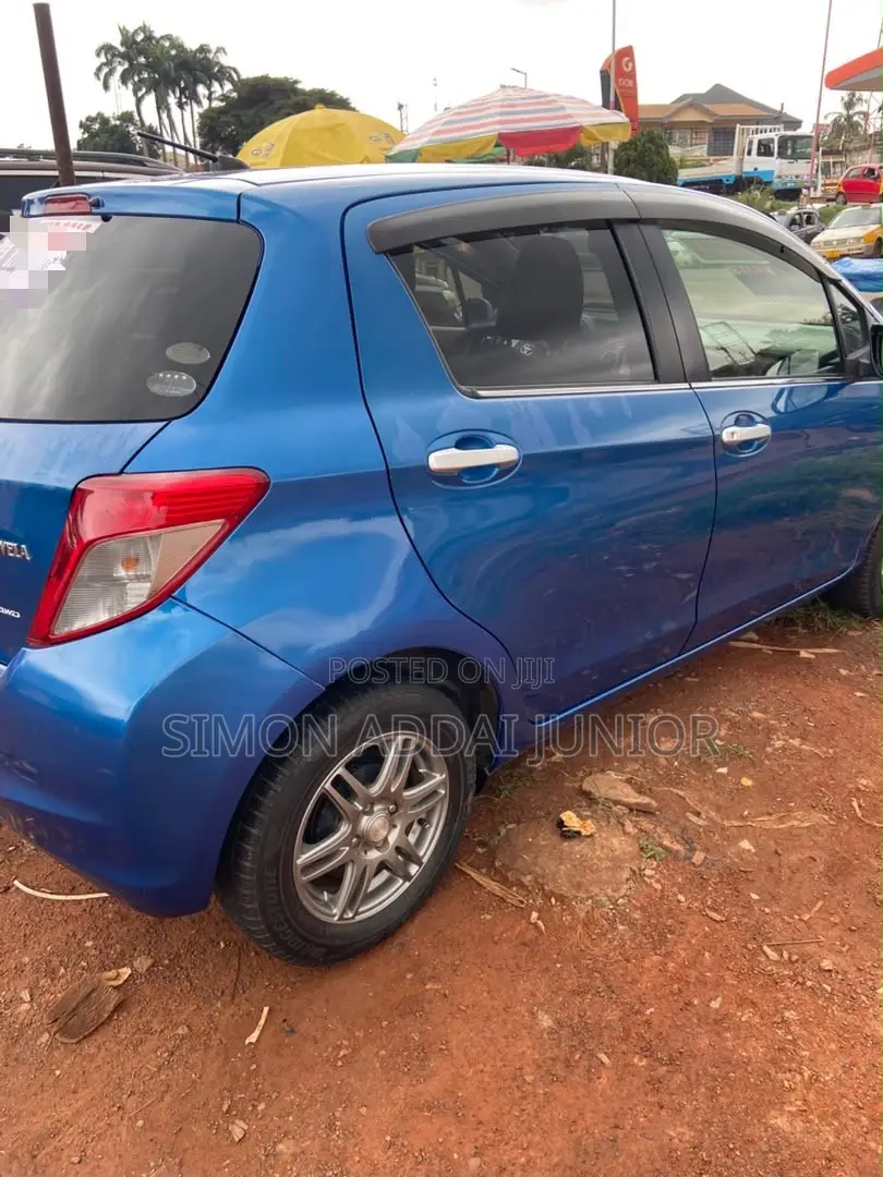 Toyota Vitz 2018 Black