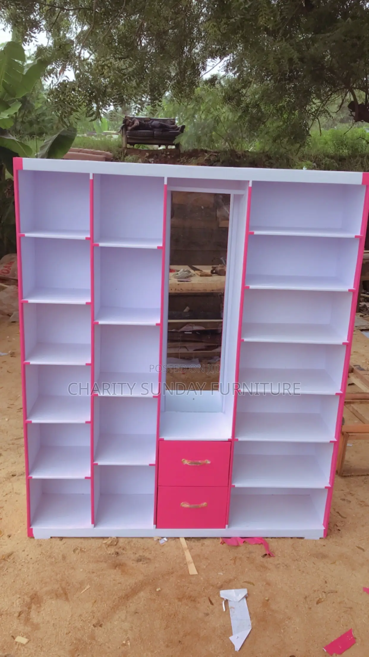 PINKIE furniture. Slide Photos