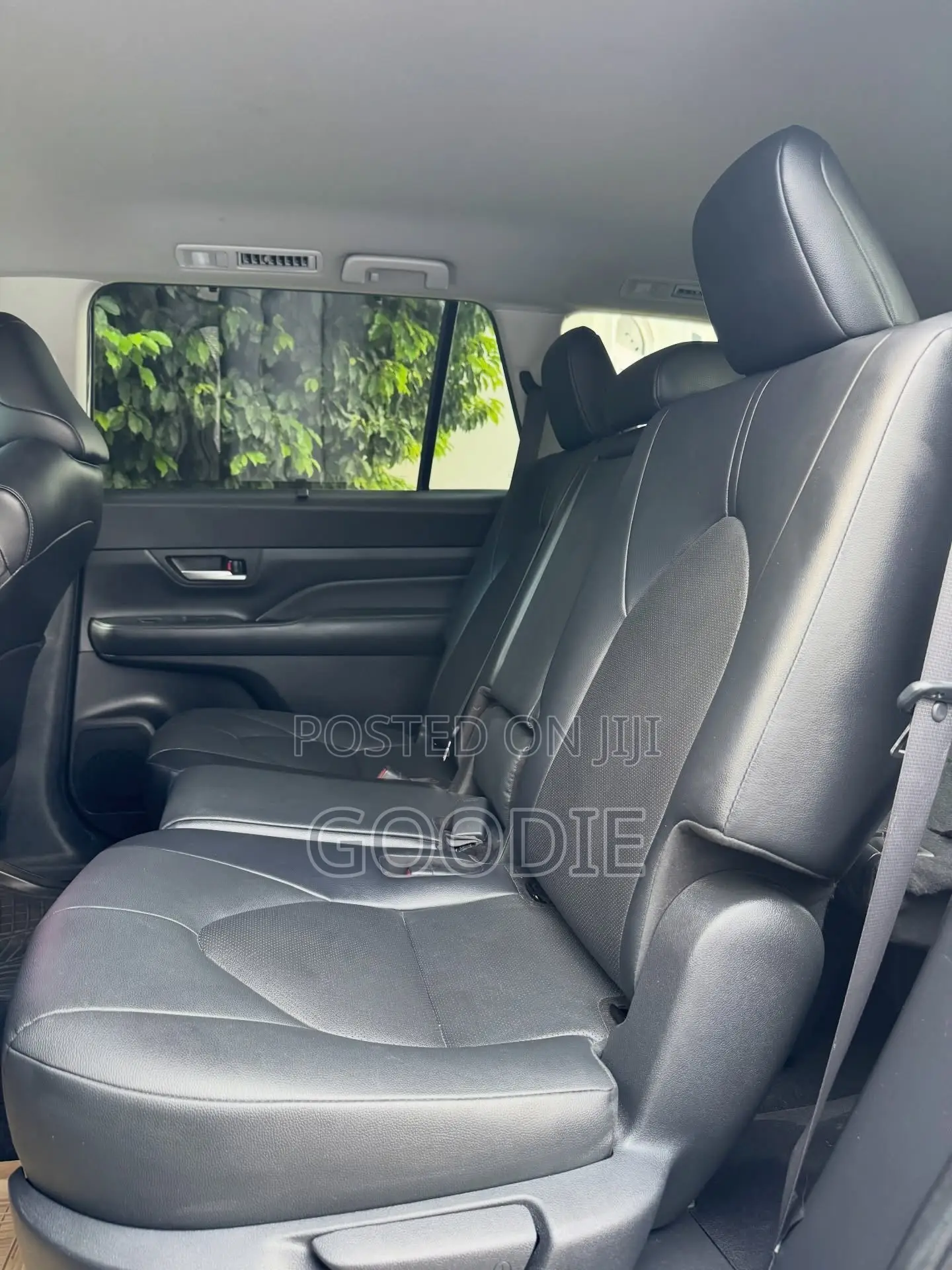 Toyota Grand Highlander XLE AWD 2024 Blue