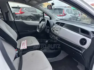 Toyota Vitz 2012 White