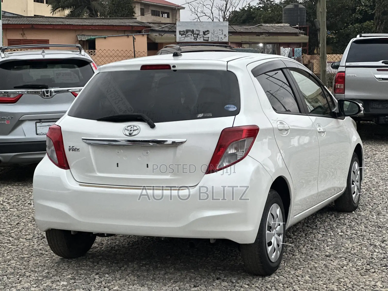 Toyota Vitz 2012 White
