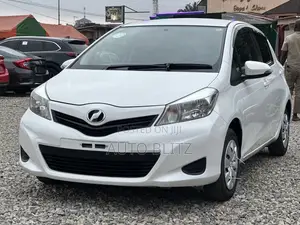 Toyota Vitz 2012 White