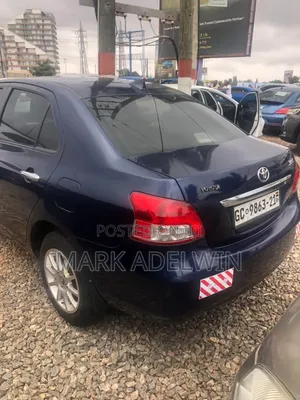 Toyota Yaris 2012 Blue
