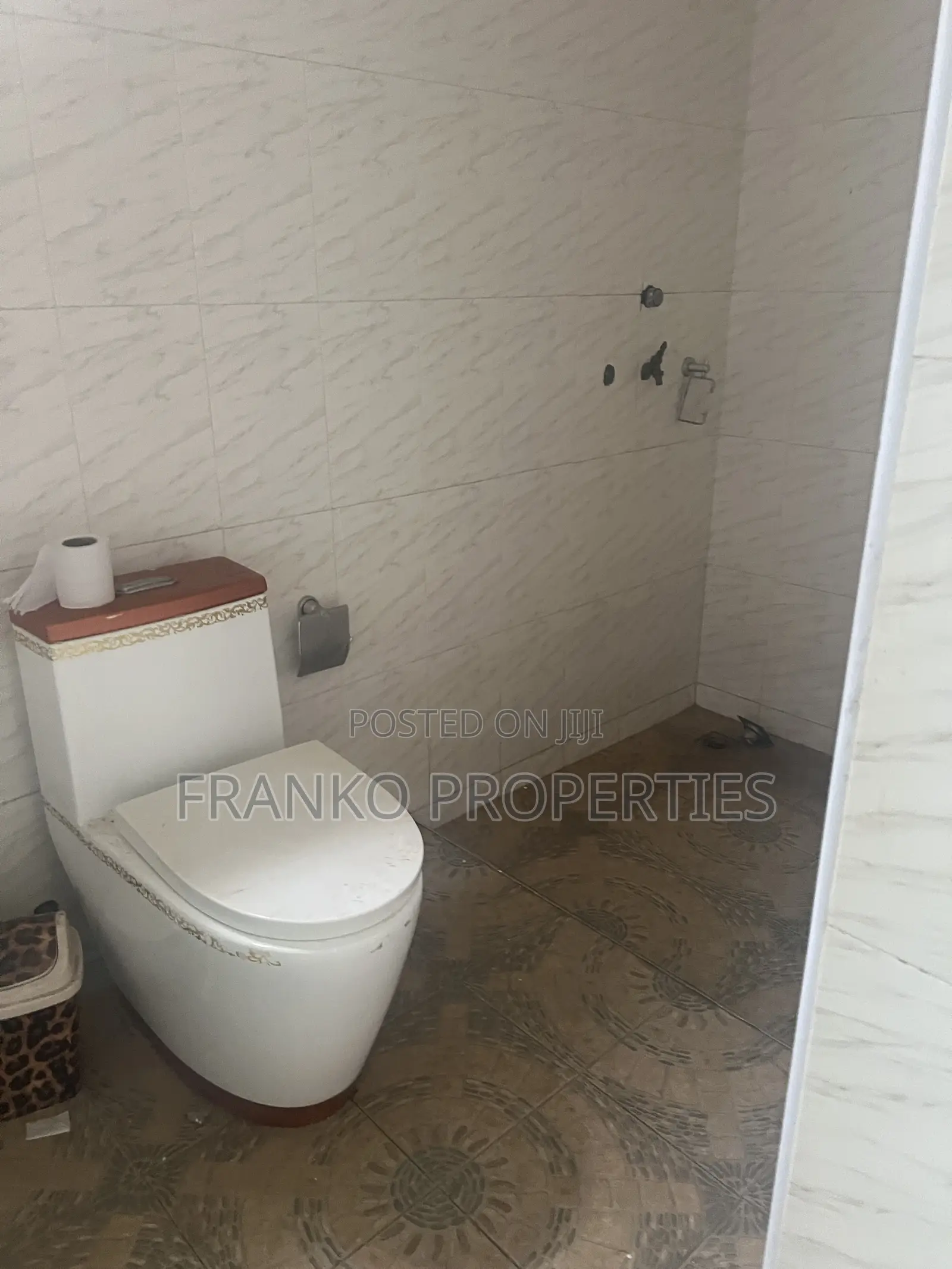 3bdrm House in Franko Properties, Little Roses Area for rent