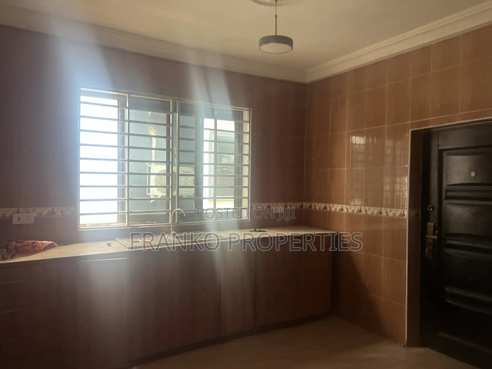 3bdrm House in Franko Properties, Little Roses Area for rent