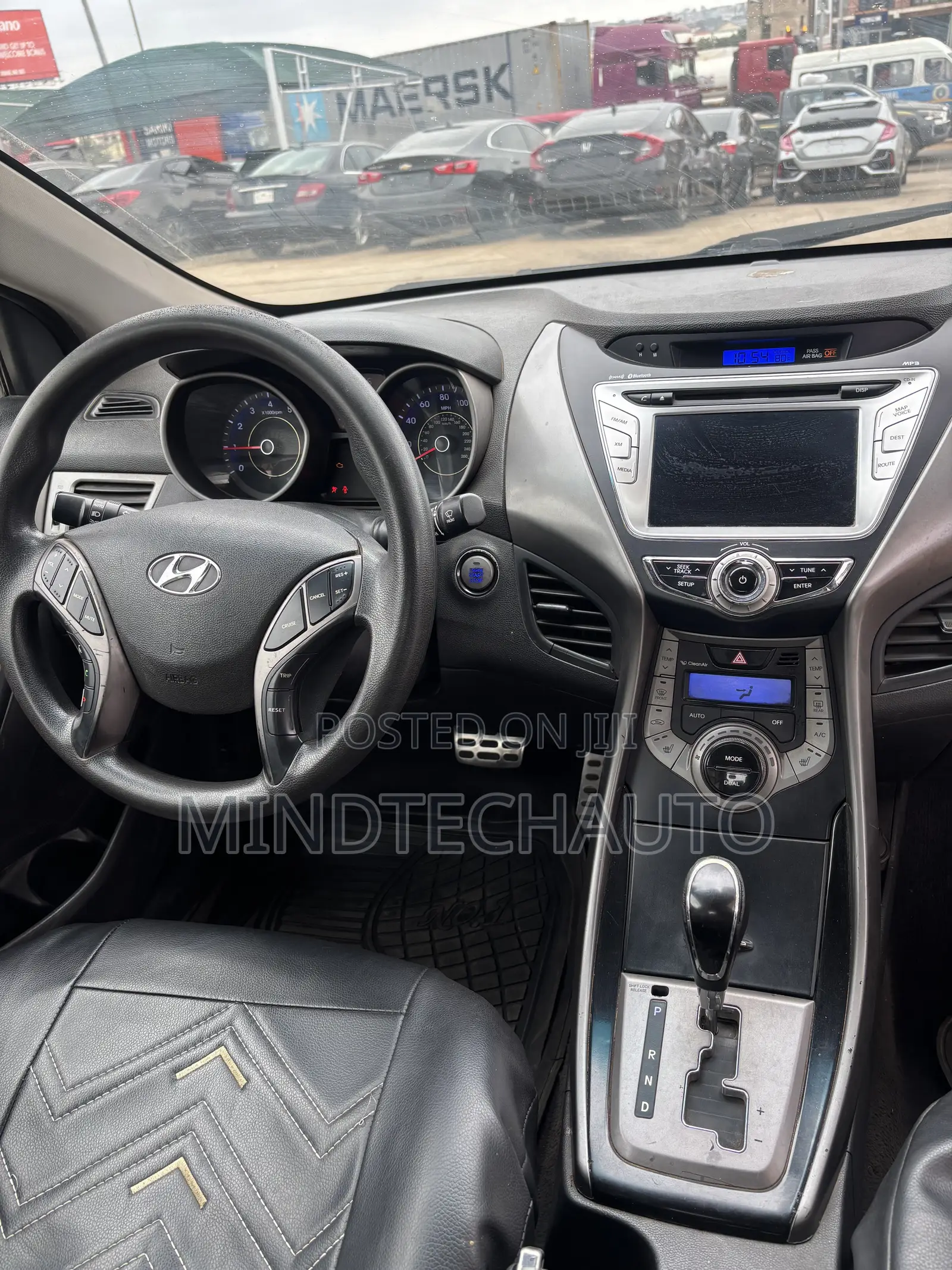 Hyundai Elantra Limited Sedan FWD (1.8L 4cyl 6A) 2013 Brown