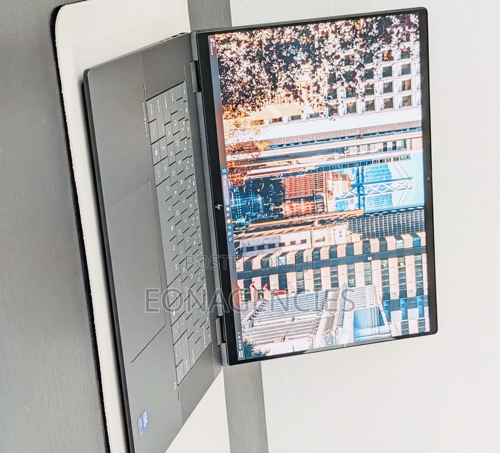 New Laptop HP OmniBook X Flip 16" 16GB Intel Core Ultra 7 SSD 1T