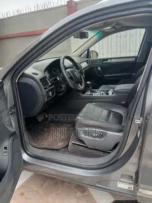 Volkswagen Touareg 2014 Brown