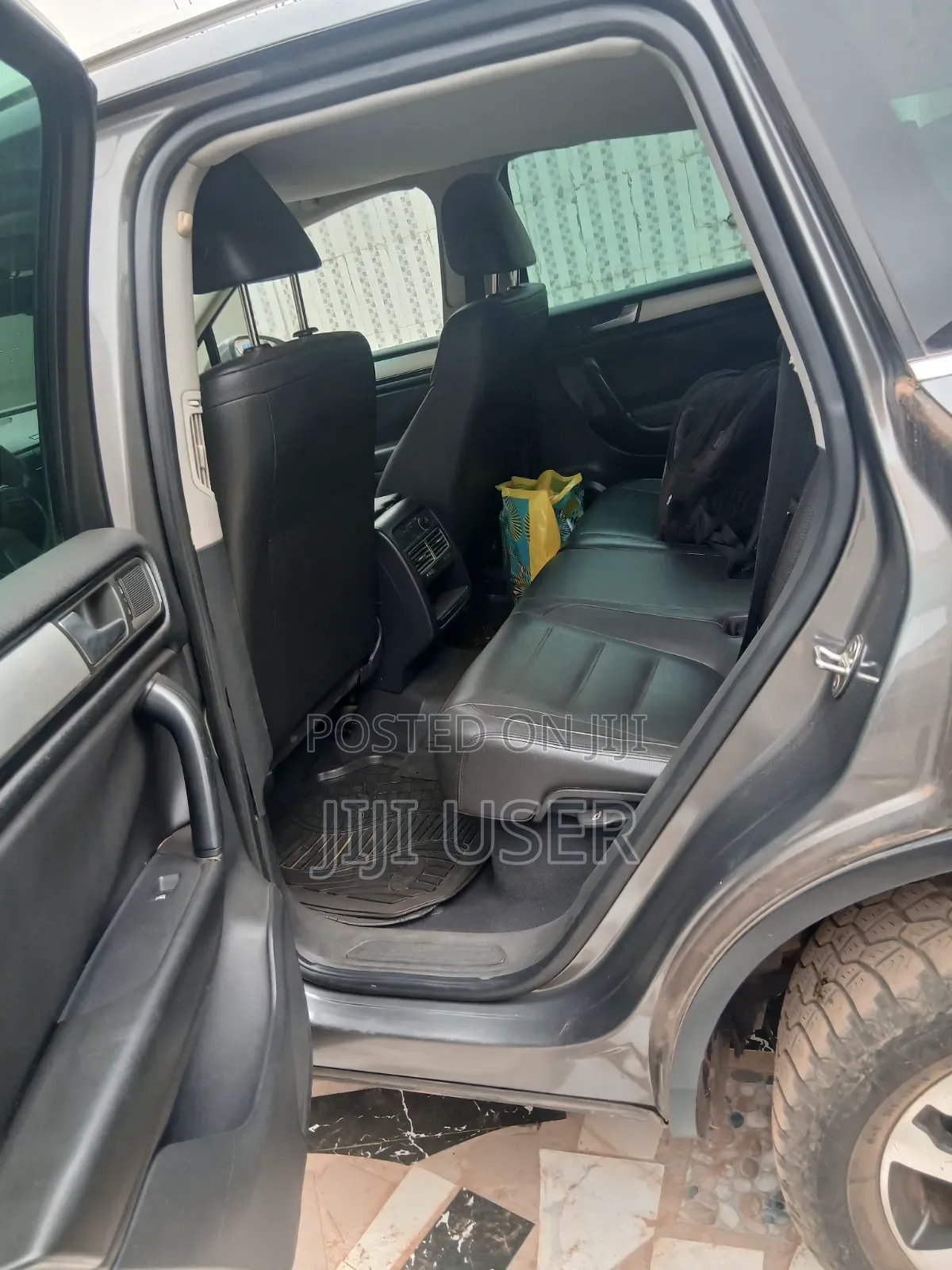 Volkswagen Touareg 2014 Brown