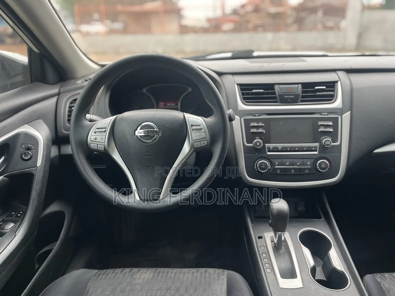 Nissan Altima 2.5 SV 2018 White