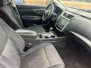Nissan Altima 2.5 SV 2018 White