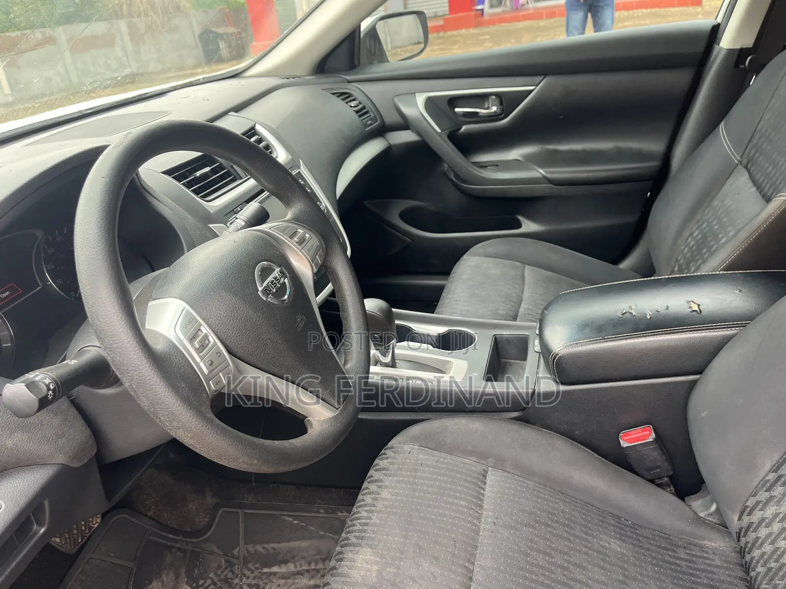 Nissan Altima 2.5 SV 2018 White