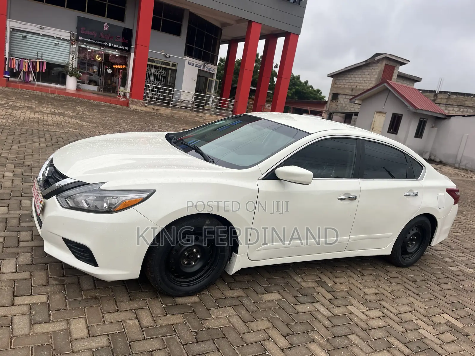 Nissan Altima 2.5 SV 2018 White