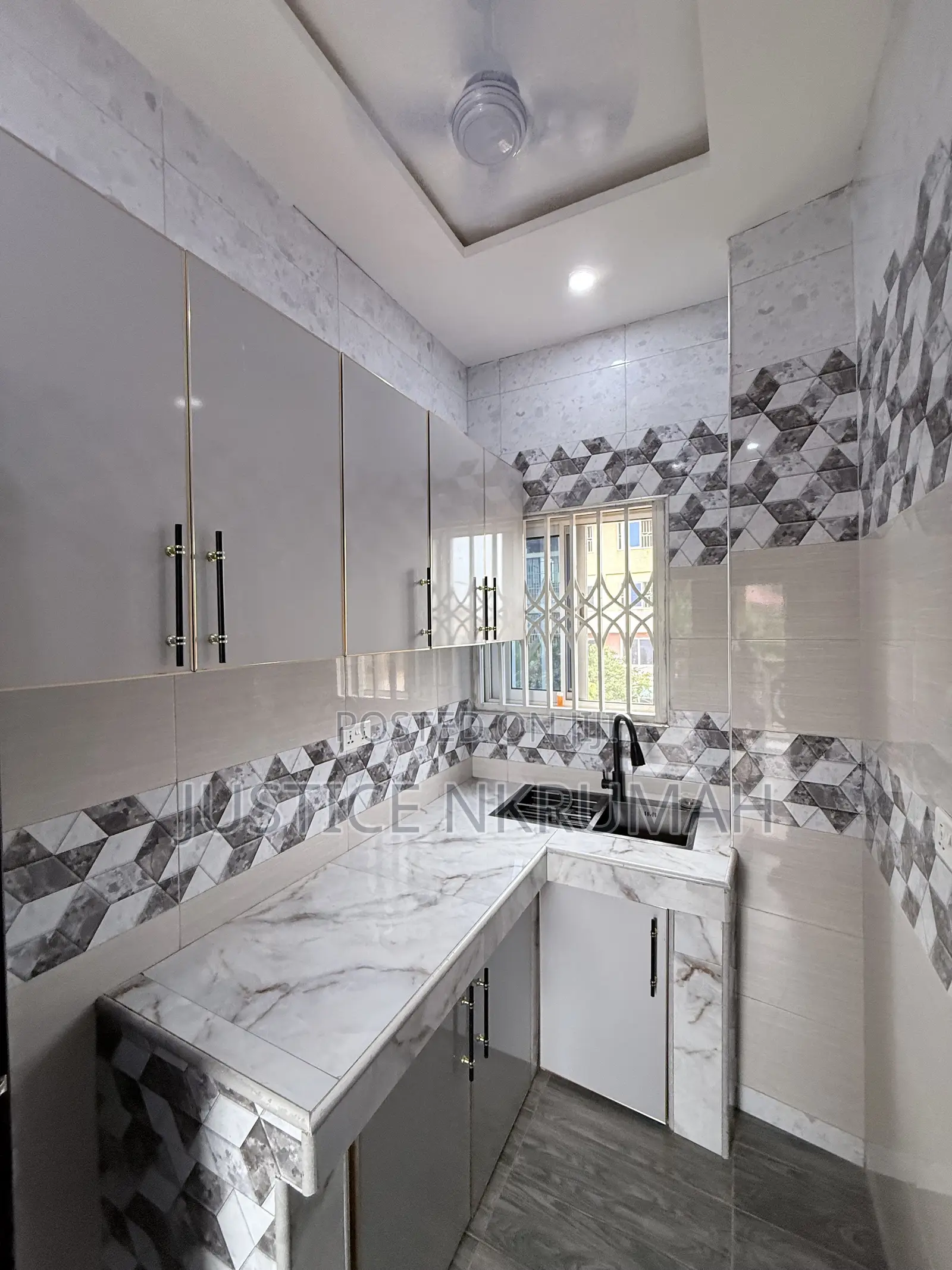 1bdrm Apartment in Old Barrier for rent