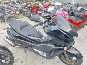 Honda Forza 2011 Black