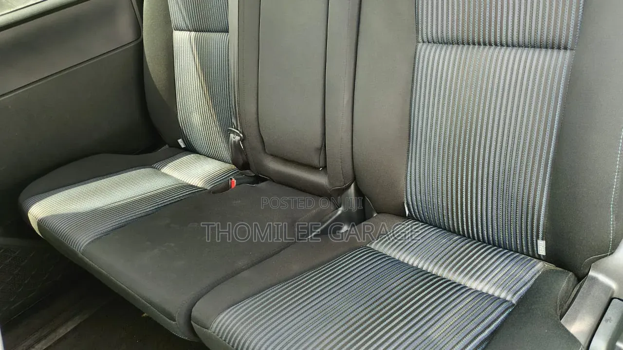 Toyota Voxy 2010 White