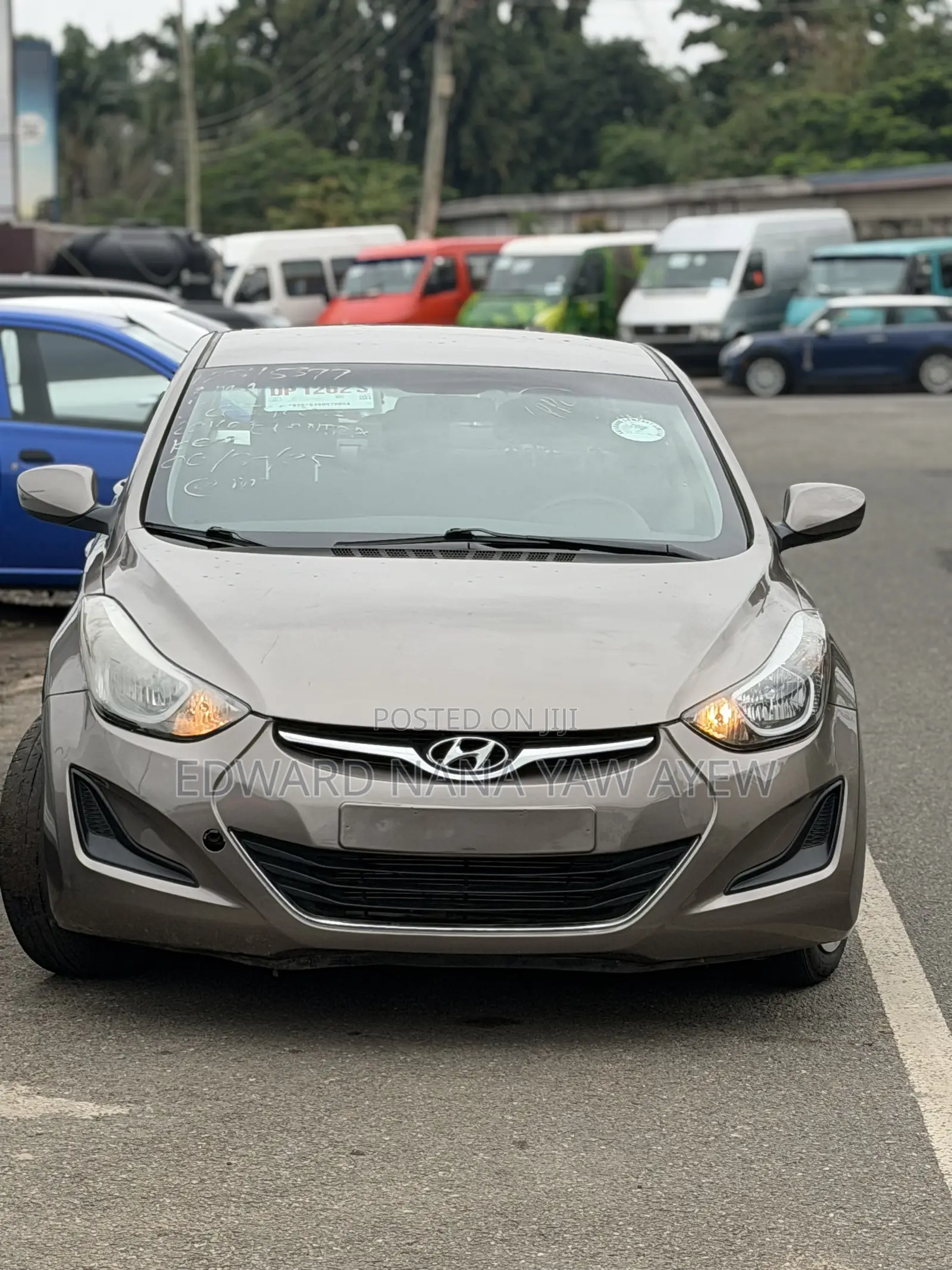Hyundai Elantra 2016 Gold