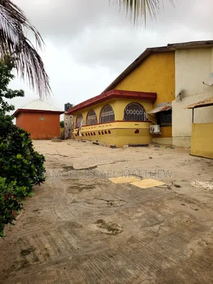 Furnished 6bdrm House in Medoma, Afigya-Kwabre for sale