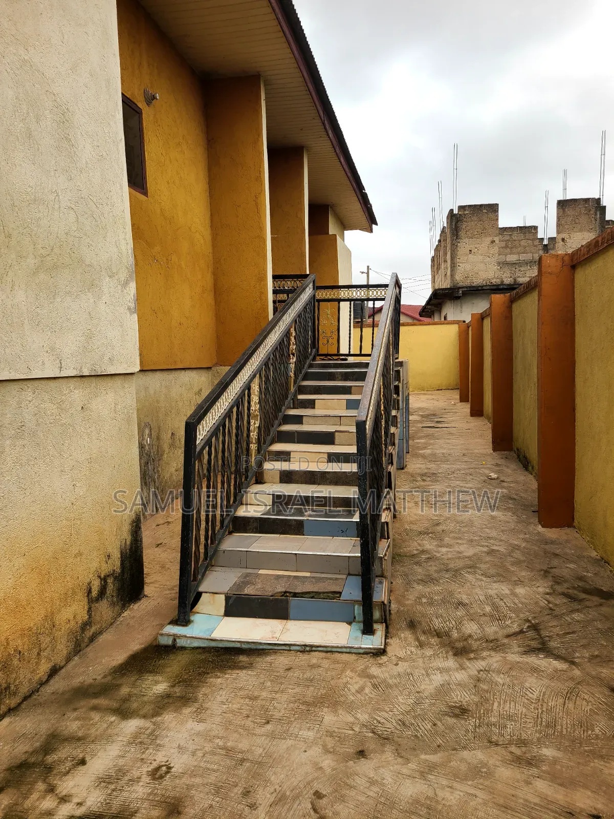 Furnished 6bdrm House in Medoma, Afigya-Kwabre for sale