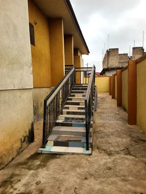 Furnished 6bdrm House in Medoma, Afigya-Kwabre for sale