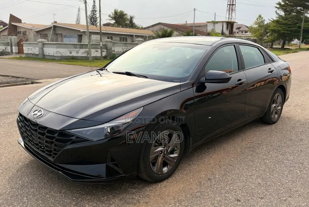 Hyundai Elantra 2022 Black