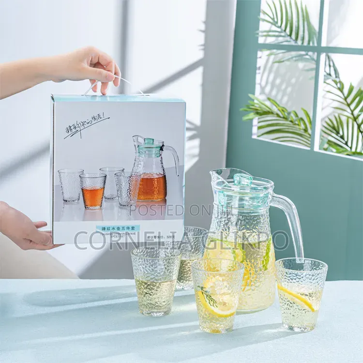 Juice Jar With Three Drinking Glasses