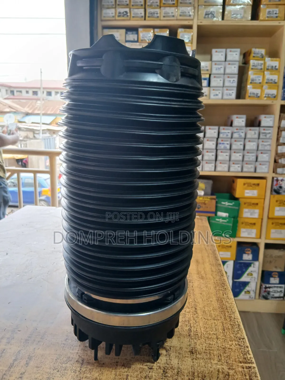 Dodge RAM 2020 Back Balloon Shock