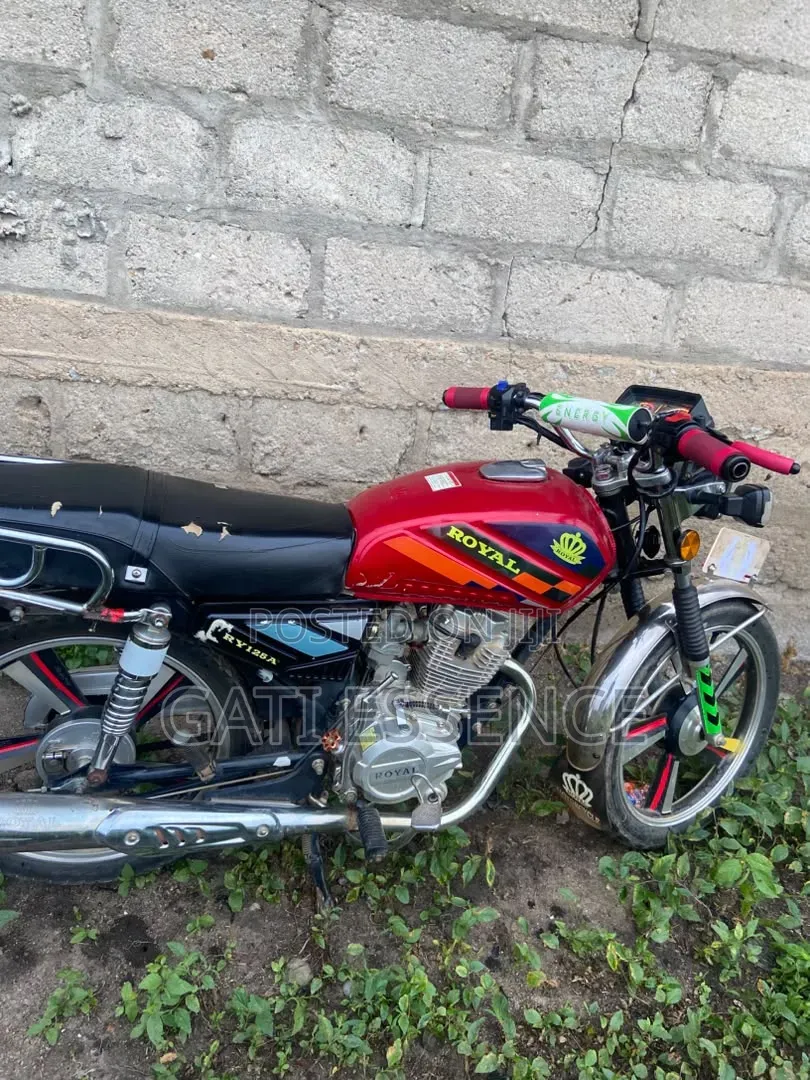 Royal RY125 2025 Red