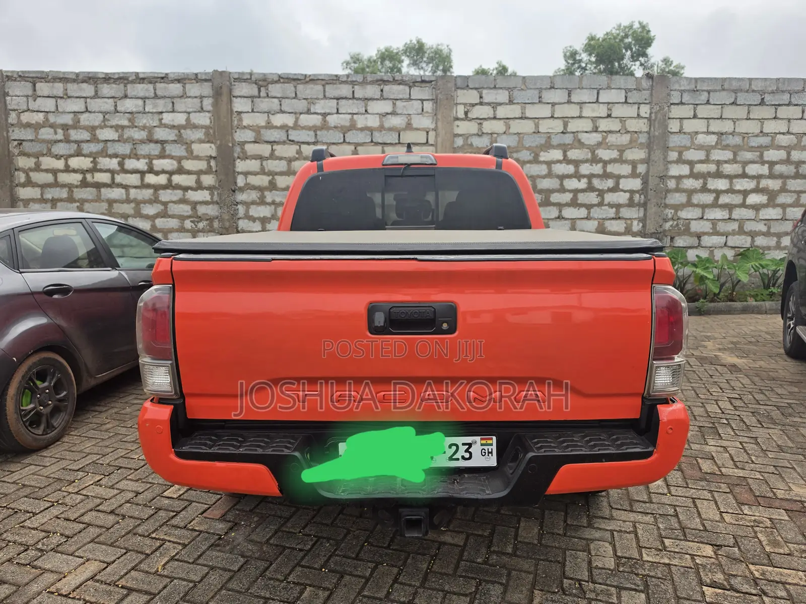 Toyota Tacoma 2020 Orange