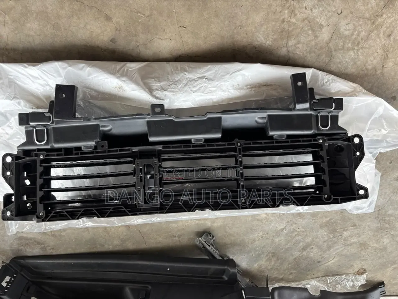 Honda CRV Shutter Grille 2022-25