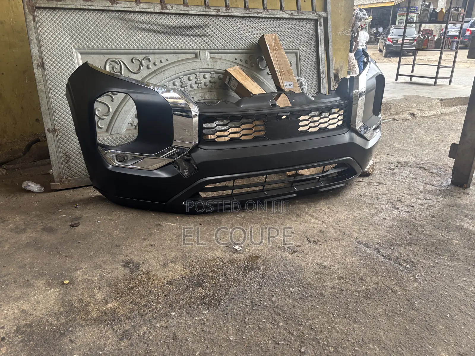 Mitsubishi Outlander Front Bumper Complete 2022-2023-2024