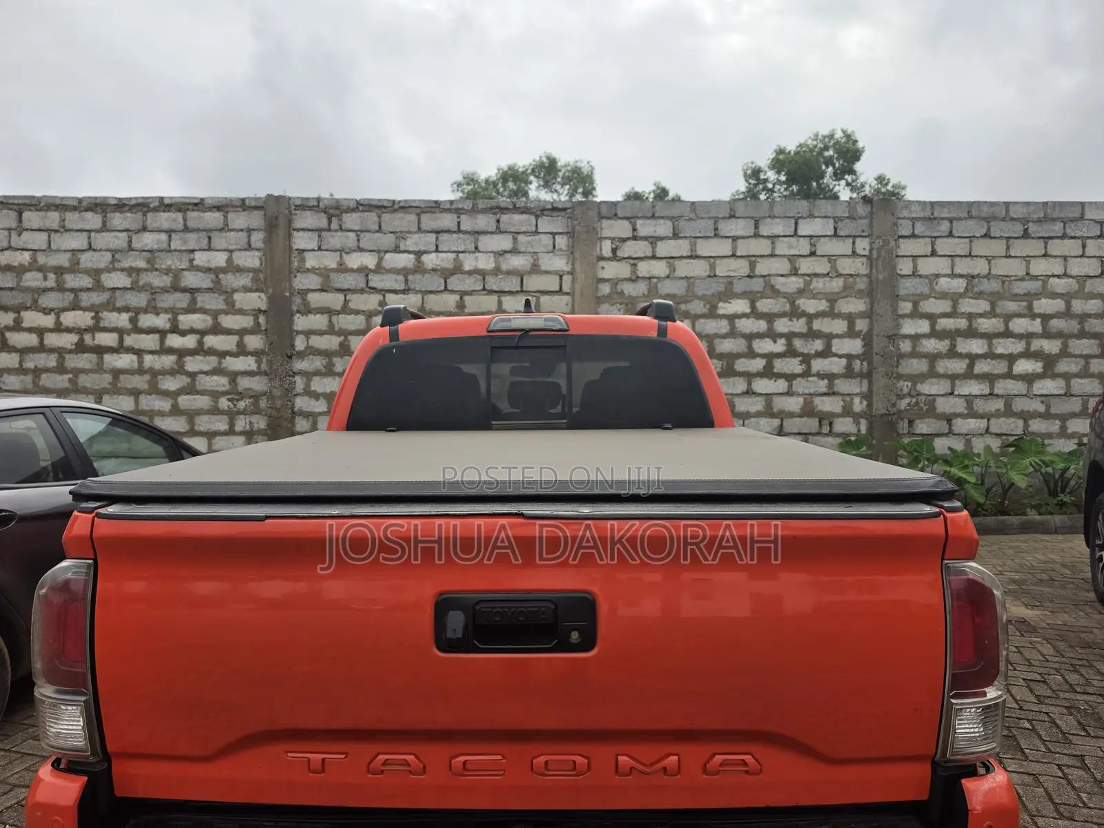 Toyota Tacoma 2020 Orange