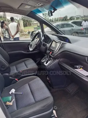 Toyota Voxy 2015 White