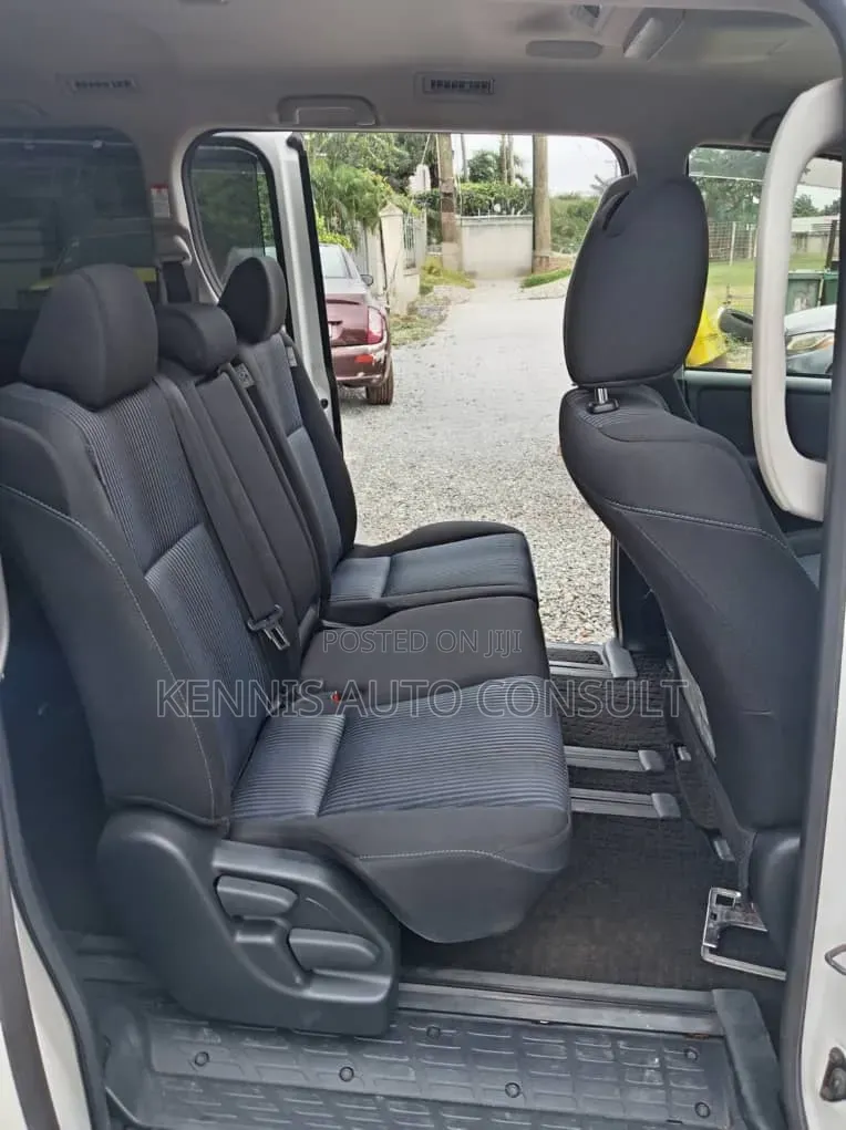 Toyota Voxy 2015 White