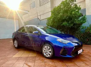 Toyota Corolla SE Special Edition 4dr Sedan (1.8L 4cyl CVT) 2017 Blue