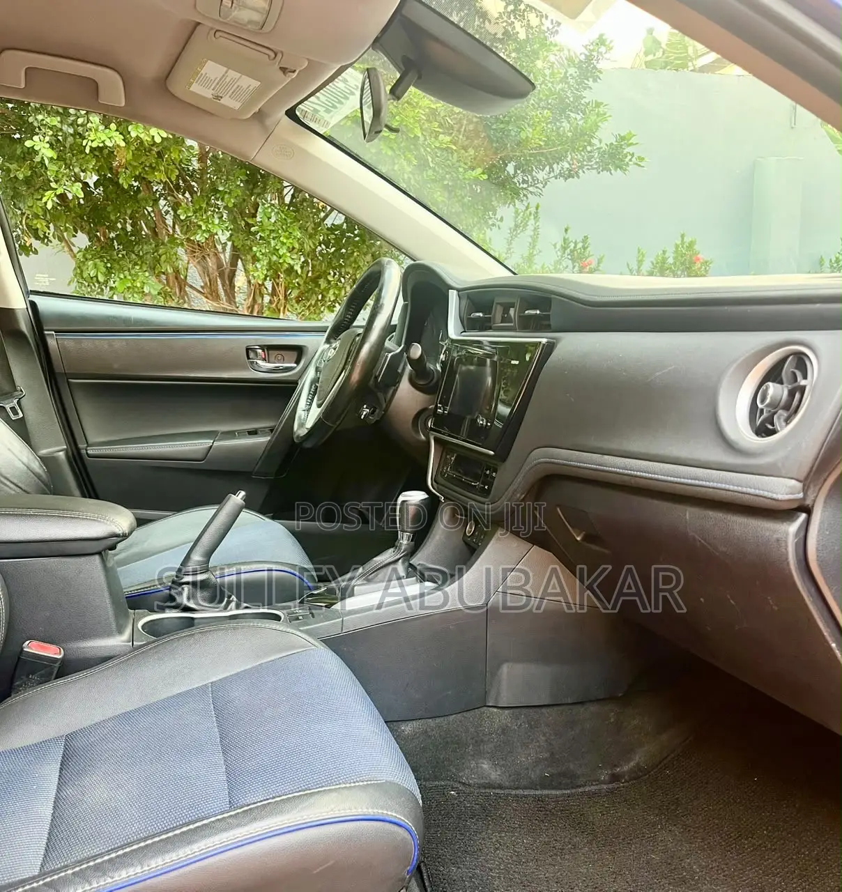 Toyota Corolla SE Special Edition 4dr Sedan (1.8L 4cyl CVT) 2017 Blue