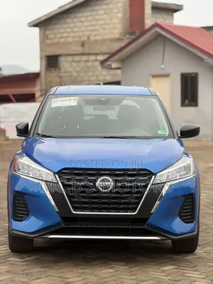 Nissan Kicks 2021 Blue