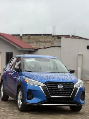 Nissan Kicks 2021 Blue