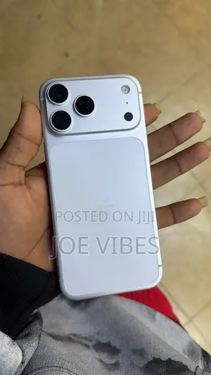 Apple iPhone 17 Pro Max 256 GB Silver