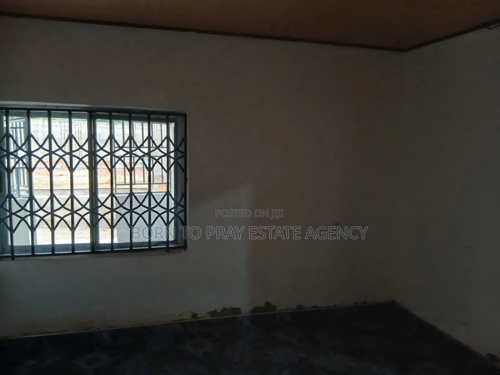 2bdrm Apartment in Born To Pray Estate, Ejisu-Juaben Municipal for rent