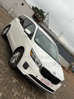 Kia Sedona 2018 White