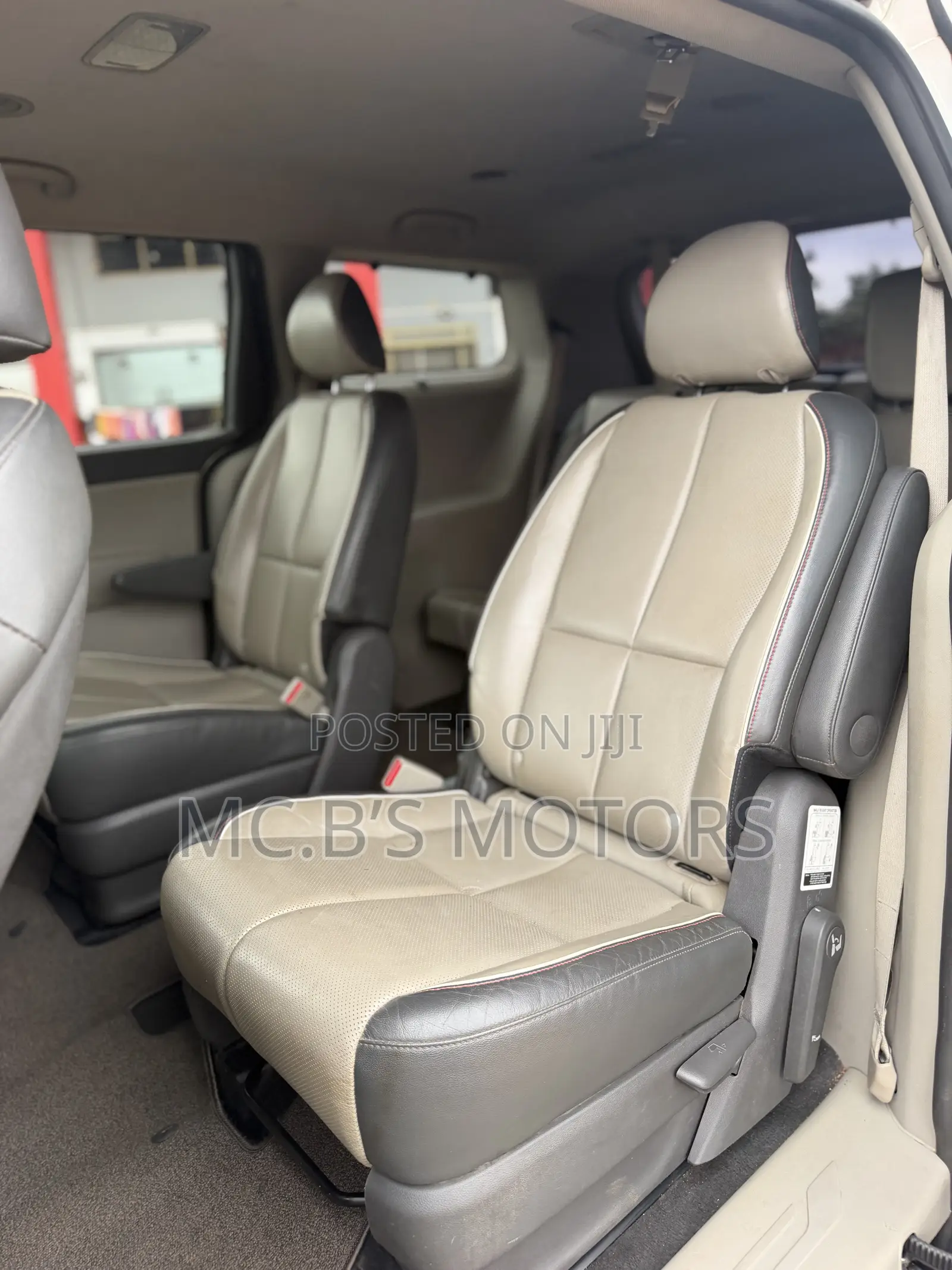 Kia Sedona 2018 White