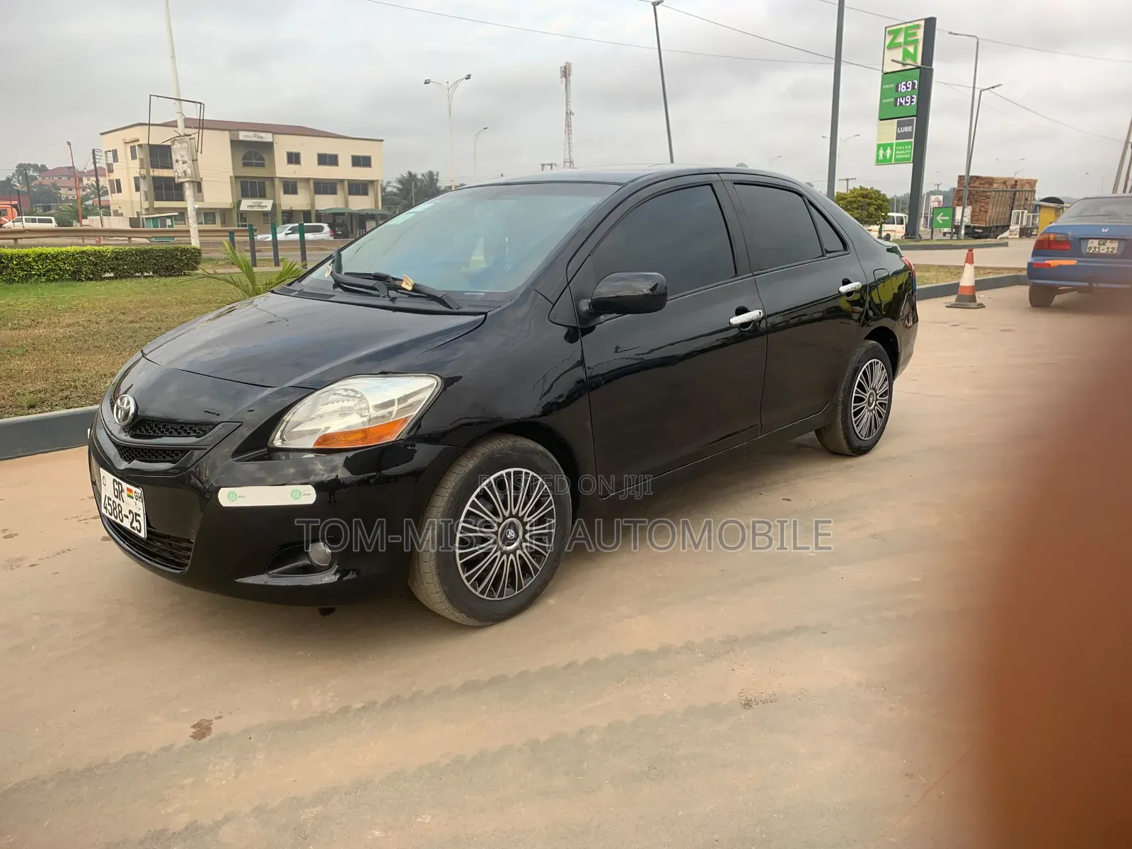 Toyota Yaris 2010 Black