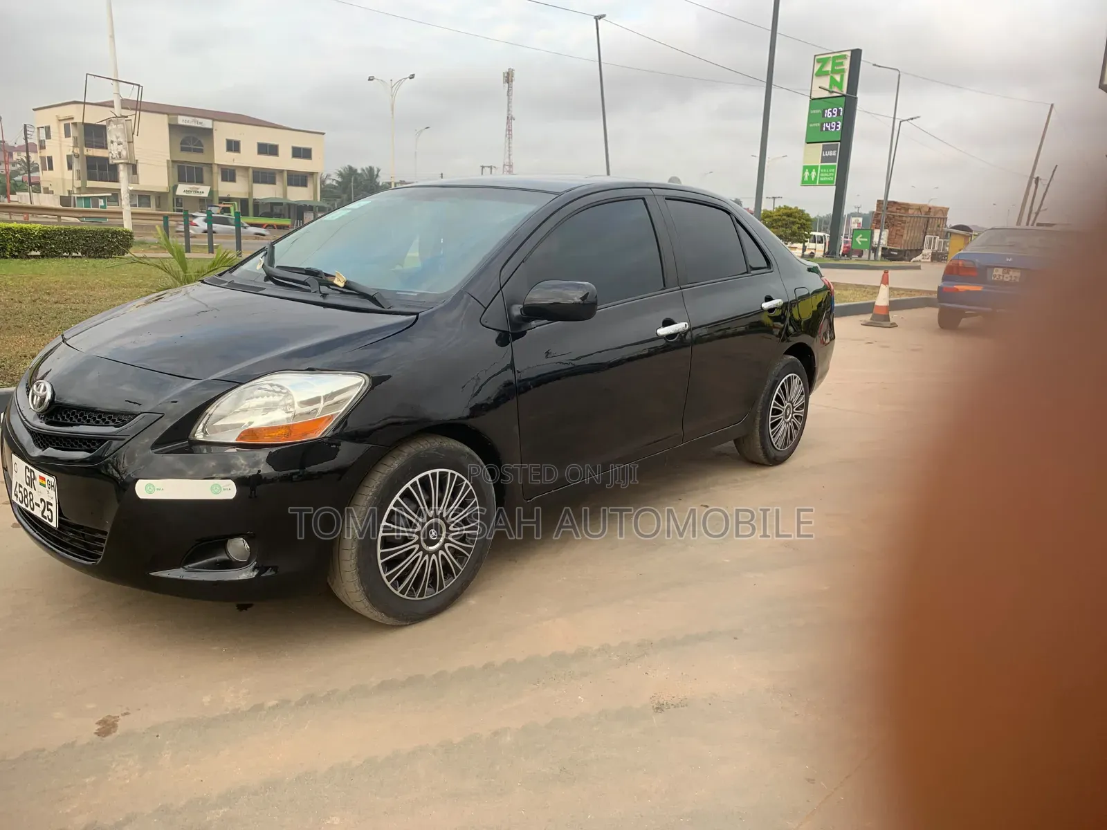 Toyota Yaris 2010 Black