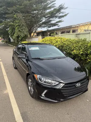 Hyundai Elantra SE Sedan FWD (2.0L 4cyl 6M) 2017 Black