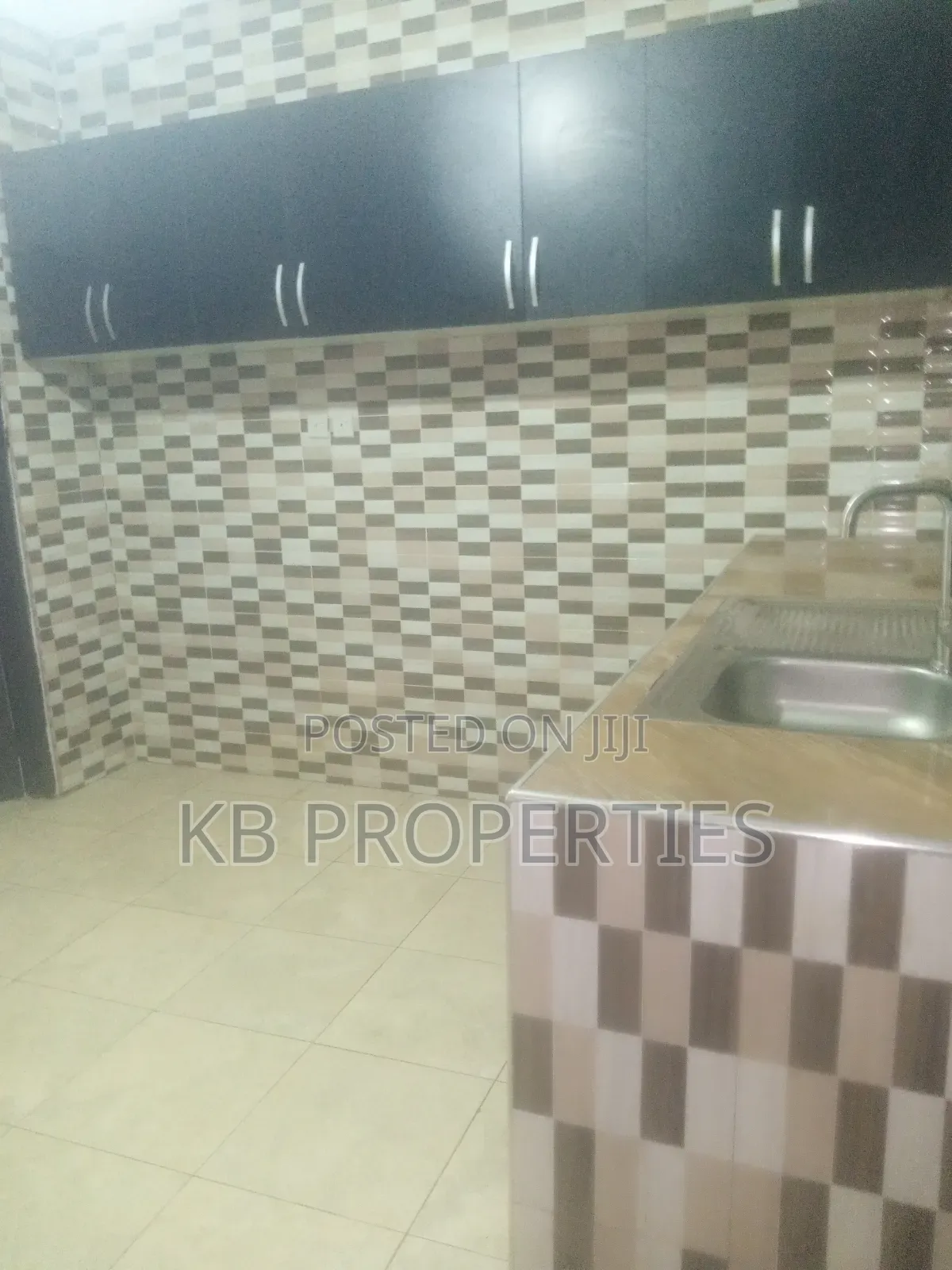 2bdrm Apartment in Kb Properties, Baatsona Total for rent